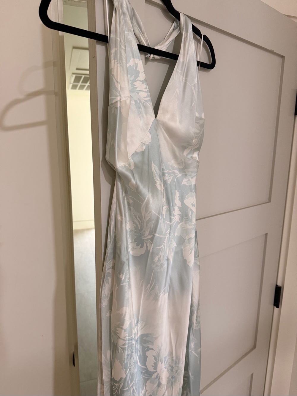 Reformation Daniela Silk Dress - Color: Halo - Picture 3 of 4